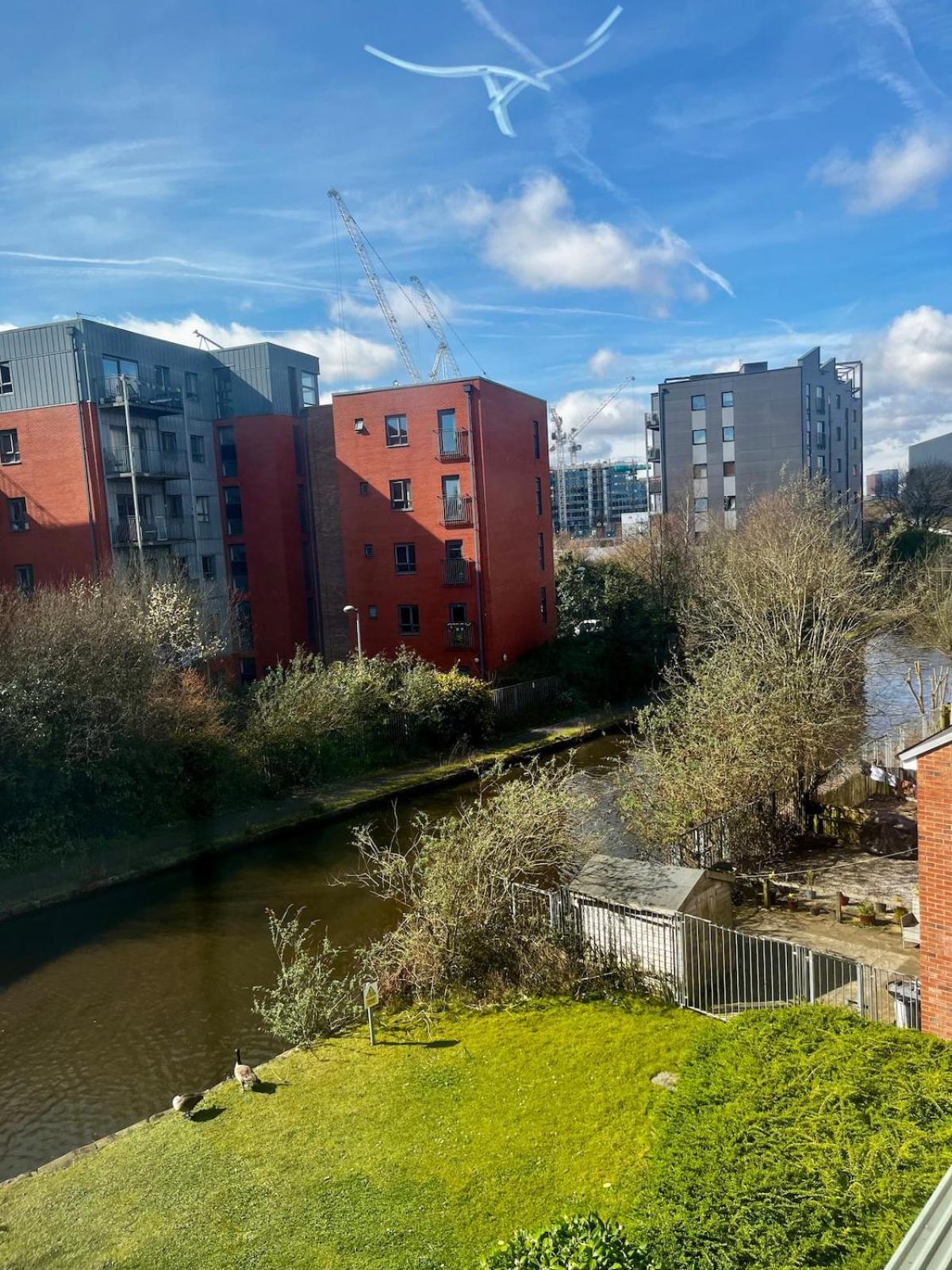 Serene 2-Bed Flat With Canal Views - Coop Live & Ethiad Mánchester Exterior foto